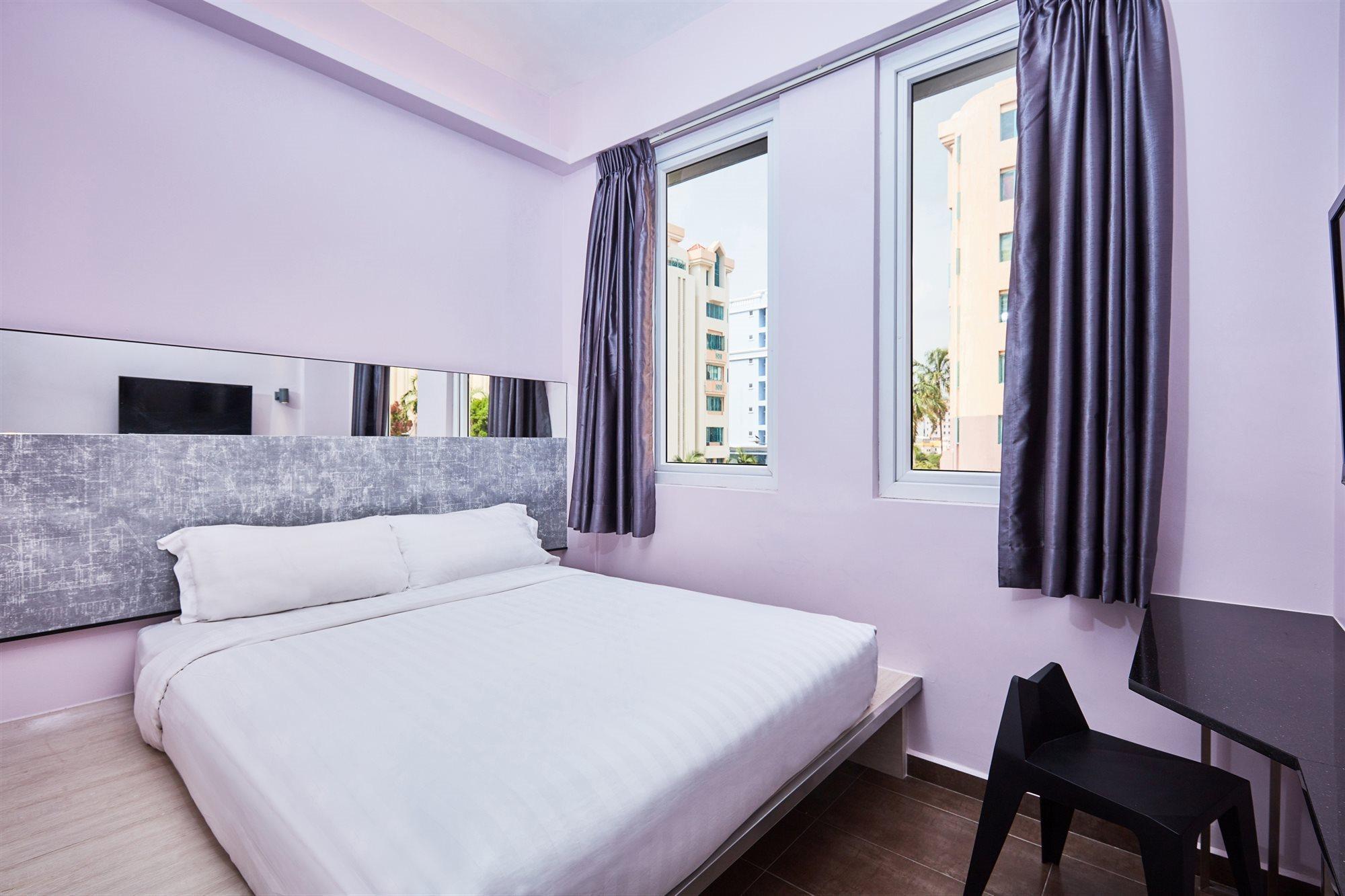 Ibis Budget Singapore Pearl Bagian luar foto